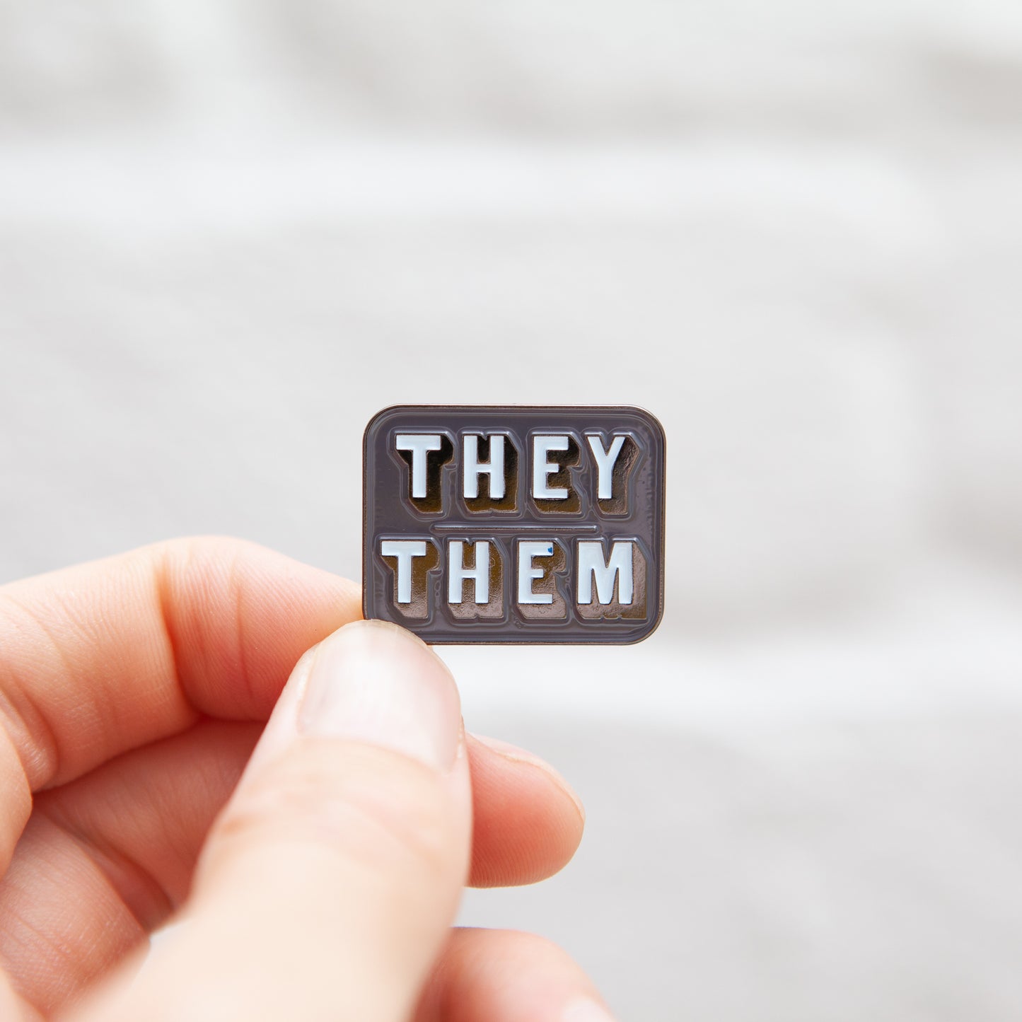 Pronouns Colour Pin - Badgie