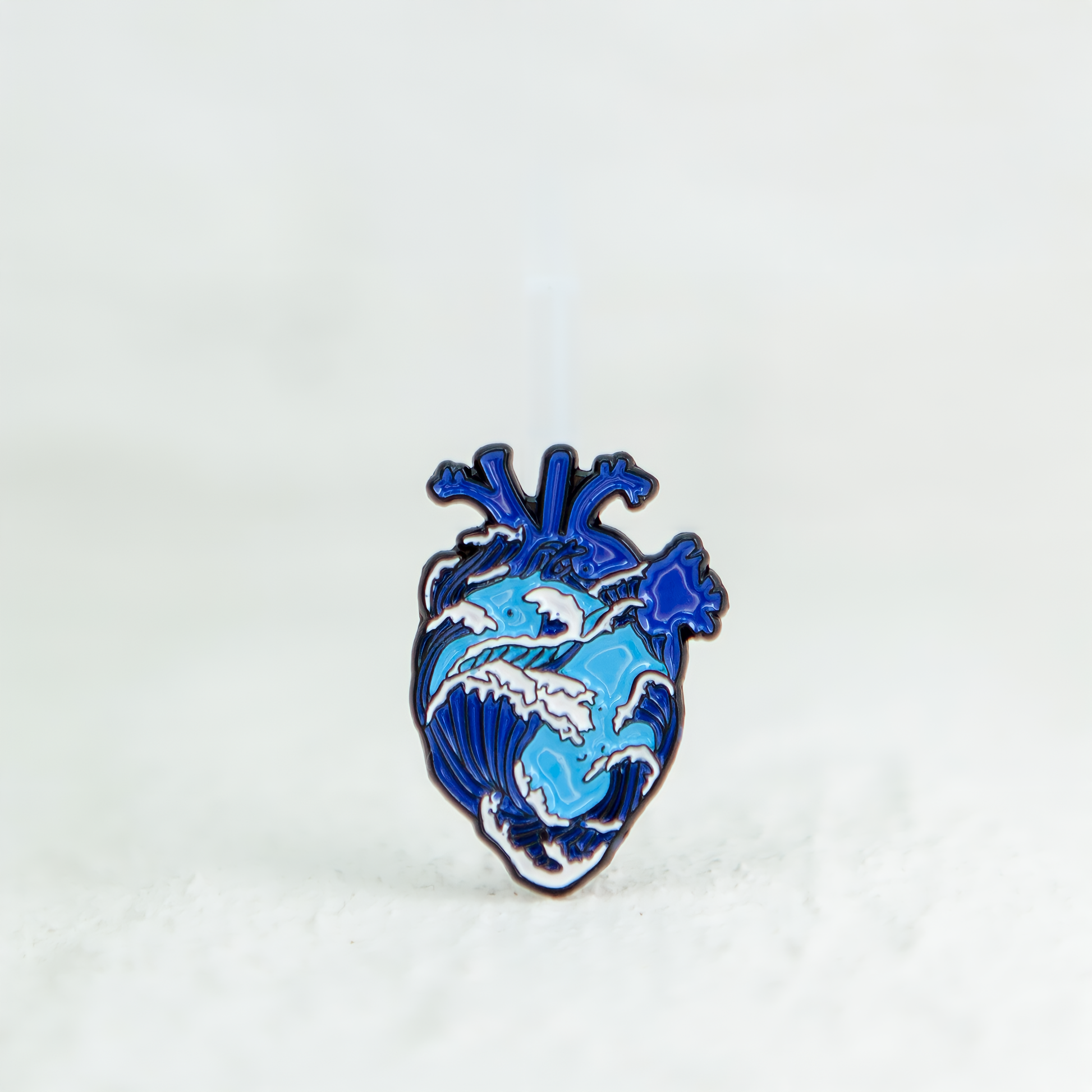 Heart Pin Ocean Waves - Badgie.co